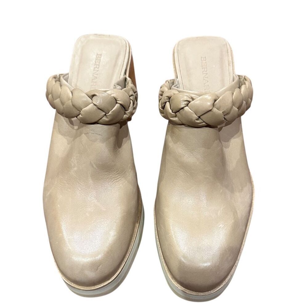 Bernardo Saffia braided leather clog in the sand NWOB Size 9M
